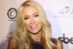 Светская львица Пэрис Хилтон засветилась на публике с новым женихом