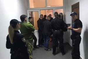 Неизвестные лица захватили кабинет председателя Госгеонедр Украины