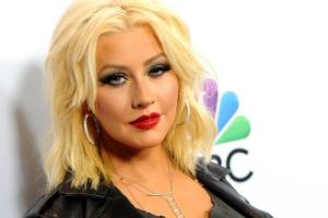 Кристина Агилера впервые после рождения дочери разместила в Instagram откровенные снимки