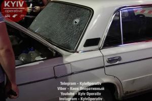 Убийство в Киеве: на парковке ТРЦ "Проспект" расстреляли мужчину