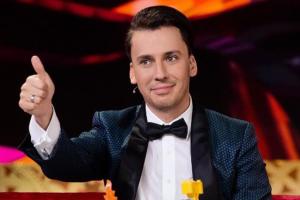 Шоумен Максим Галкин продолжает высмеивать знаменитостей в Instagram
