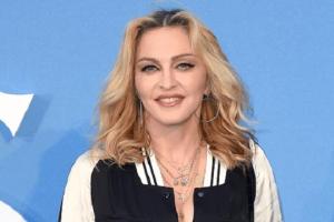 В Instagram Мадонны появилось первое совместное фото певицы со всеми 6-ю детьми 