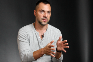 Арестович: Есть мнение, что основные вопросы наступления на Украину будут отработаны во время военных учений "Боевое братство"