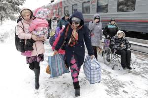 Российские правозащитники: в РФ только 585 человек из 300 тысяч жителей Донбасса получили статус беженца