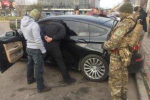 СБУ "накрыла" в Одессе ОПГ, занимавшуюся сбытом оружия и боеприпасов