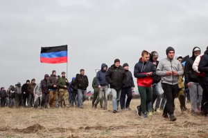 Журналисты рассказали о вербовке молодежи в НВФ на Донбассе, и сколько платят боевикам и "стукачам"