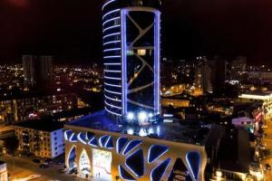 В Батуми в результате пожара в гостинице Leogrand погибли 12 человек