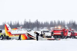 В России при взлете рухнул пассажирский самолет: погибли люди, в том числе ребенок