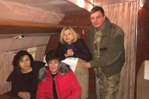Обмен пленными: Группа представителей от Украины вылетела на Донбасс 