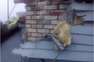 Боевики обстреляли Марьинку, есть повреждения в жилом секторе