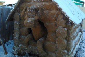 "Скоро Новый год": Умелец из Якутии создал из навоза символ наступающего года