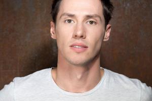 Звездный скандал: молодой актер Тимур Еремеев оказался внебрачным сыном Спартака Мишулина 