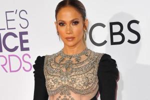 Самолет к Рождеству: Возлюбленный Дженнифер Лопес сделал ей роскошный подарок