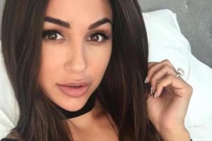 Раскованные позы и фото в стиле "ню": фитнес-модель Ана Чери снялась для Playboy