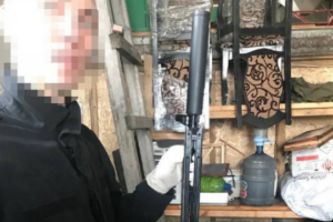 На Киевщине СБУ обнаружила оружие, которое местный житель вывозил из зоны АТО