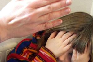 В России завели дело на педагога, которая издевалась над детьми в детсаду и дрессировала их как собак