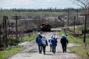 "Счет может пойти на десятилетия" - журналист о войне на Донбассе
