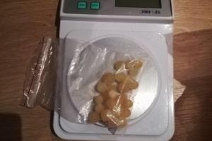 В Луцке во время обыска обнаружен подпольный цех по обработке янтаря