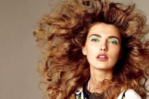 Украинская топ-модель снялась топлес для журнала Harper's Bazaar