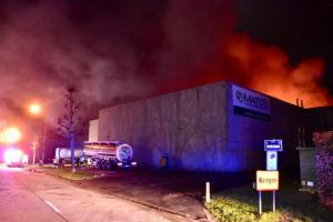 На химпредприятии в Бельгии произошел масштабный пожар