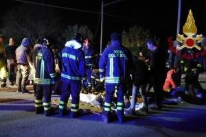 В Италии погибли 6 посетителей ночного клуба, более ста - пострадали