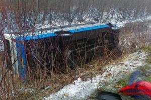 Масштабное ДТП в "ЛНР": столкнулись автобус и 5 авто, 10 пострадавших
