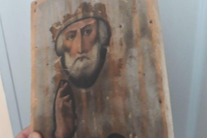 Украинские пограничники предотвратили вывоз в Польшу старинных икон