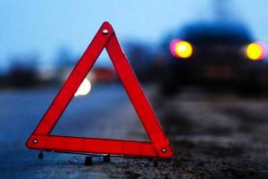 В Киеве Mercedes влетел в автобус: погибла пассажирка иномарки