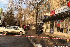 В Николаеве местный житель, проиграв дело, расстрелял у здания суда оппонентов-одесситов
