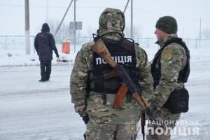 В одном из кафе Харькова мужчина в ходе ссоры ранил ножом трех человек