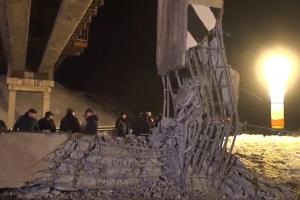 Подрыв моста в Донецке: В сети появилось видео с места происшествия