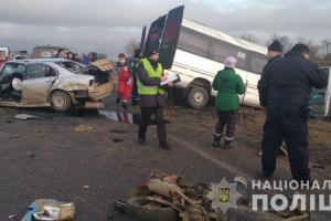 На трассе "Одесса-Измаил" в ДТП попала маршрутка: погибла женщина, 14 пострадавших