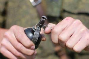 Взрыв в Донецке: в результате разрыва гранаты в жилой многоэтажке погиб мужчина
