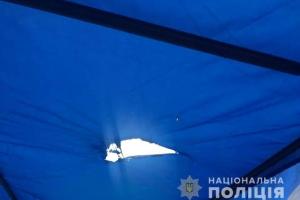 Жителю Лисичанска придется отвечать в суде за "нападение" на агитационную палатку одной из политсил