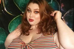 Американка весом 200 кг заработала целое состояние, показывая на камеру, как ест