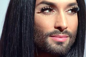 Кончита Вурст кардинально сменила имидж: звезда "Евровидения-2014" побрилась налысо