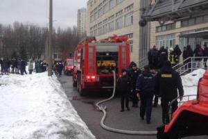 В Киеве тушили пожар в корпусе Национального авиационного университета