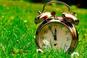 Переход на летнее время в Украине: когда переводят часы и как избежать негативных последствий