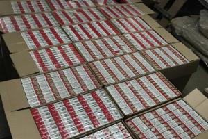 СБУ "накрыла" контрабандистов, переправлявших из "ДНР" контрафактные сигареты