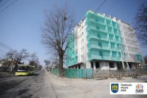 Во Львове снесли многоэтажку, построенную с нарушениями