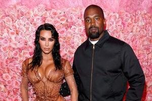 Пополнение в звездном семействе: У Ким Кардашьян и Канье Уэста родился сын