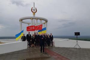 "До каких пор сепаратизм будет продолжаться?": Лисичане возмущены речью Дунаева на митинге 9 мая