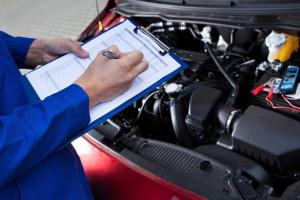 В Украине с 1 мая меняются правила прохождения техосмотра: что нужно знать водителю
