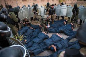 В Венесуэле взбунтовались заключенные в колонии: есть жертвы и пострадавшие