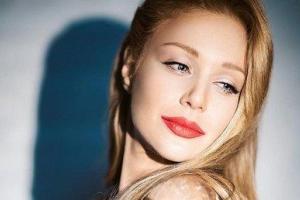 "Вам есть 18?": Поклонникам Тины Кароль понравился новый образ певицы