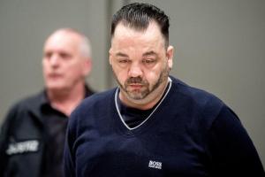 В Германии серийному убийце-медбрату дали второй пожизненный срок за убийство 85 пациентов