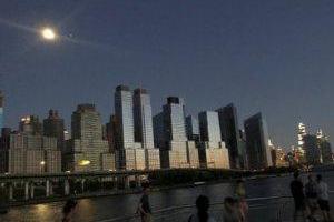 Масштабный блэкаут в Нью-Йорке: без электричества остались более 40 тысяч потребителей