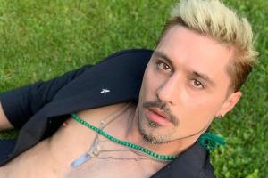 "Плавки с эффектом пуш-ап": В сети обсуждают откровенный снимок Димы Билана