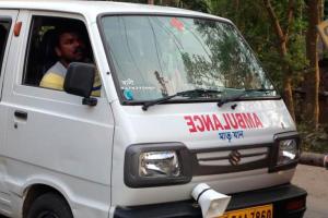 В Индии на свет появился необычный ребенок: у девочки 4 ноги и 3 руки