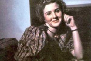 В Британии на аукционе ушло с молотка нижнее белье жены Гитлера